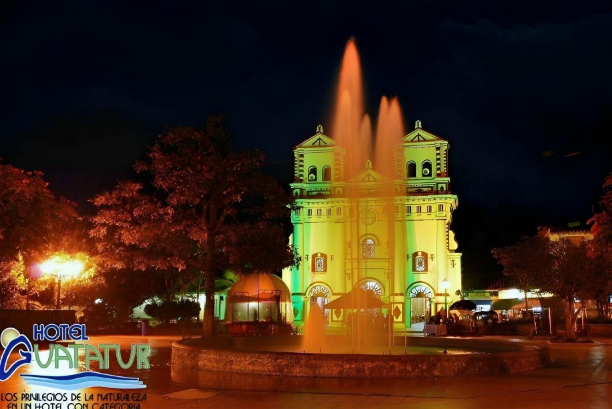 Hotel Guatatur Guatapé Esterno foto