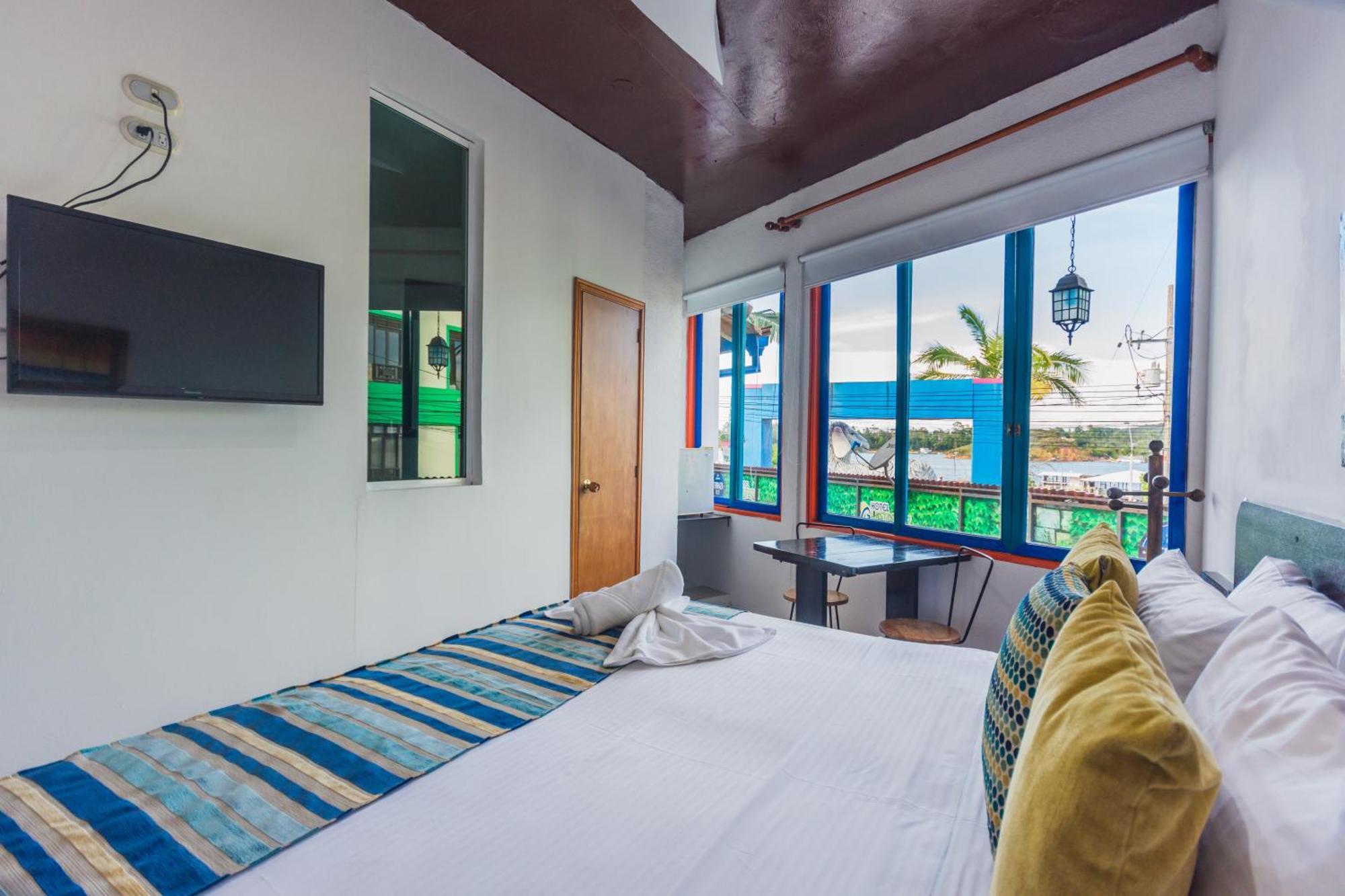 Hotel Guatatur Guatapé Esterno foto