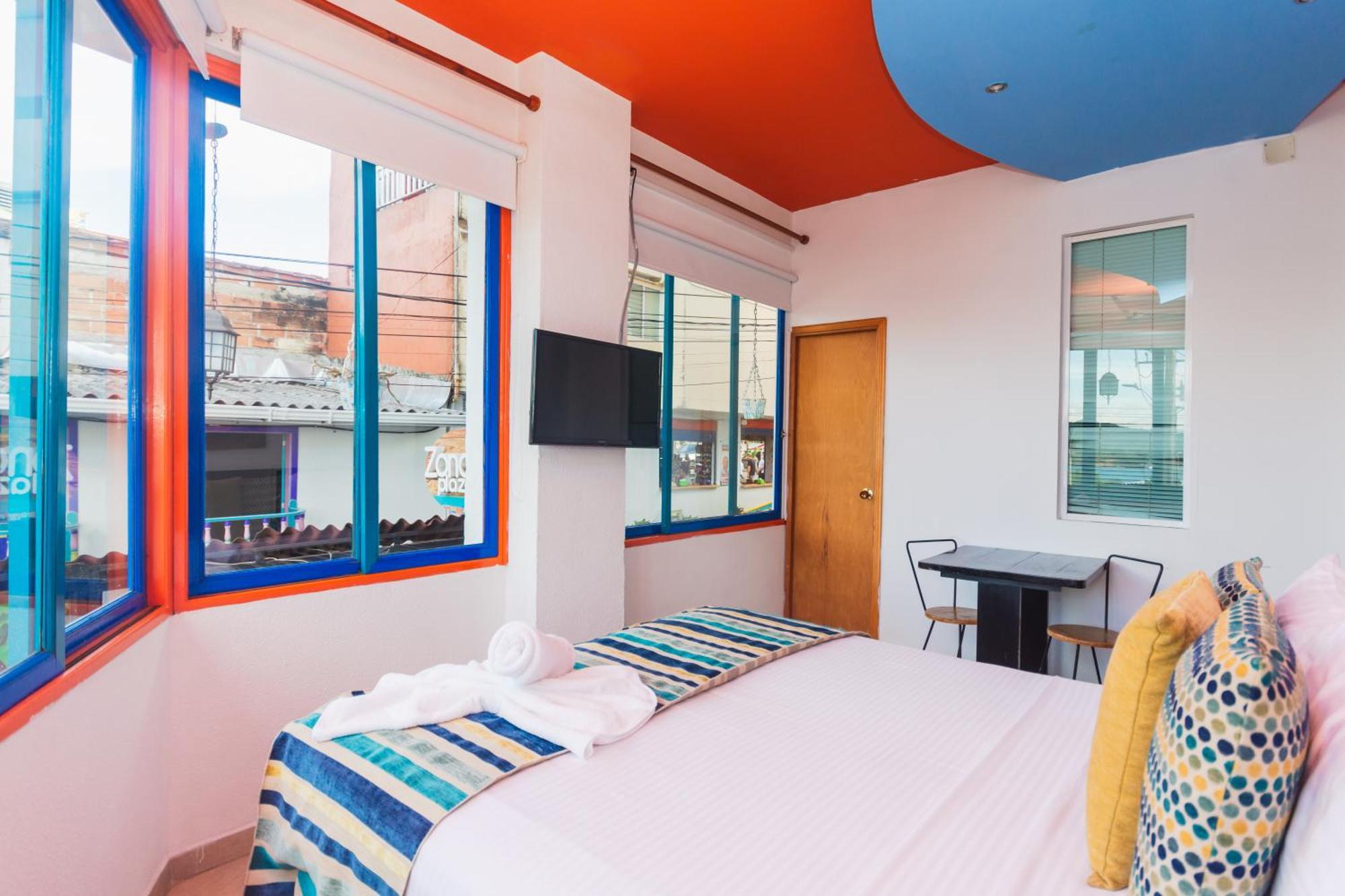 Hotel Guatatur Guatapé Esterno foto
