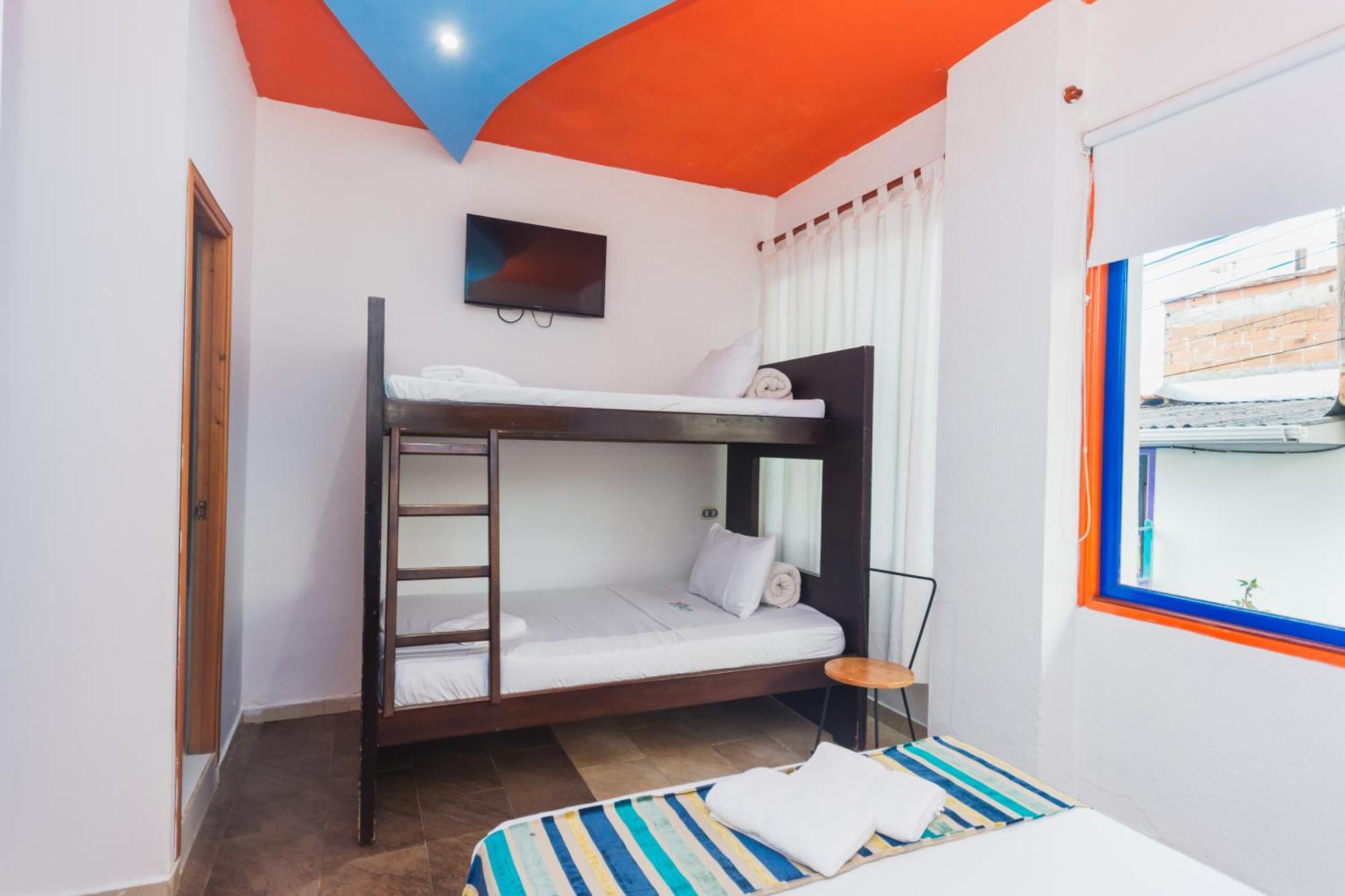 Hotel Guatatur Guatapé Esterno foto