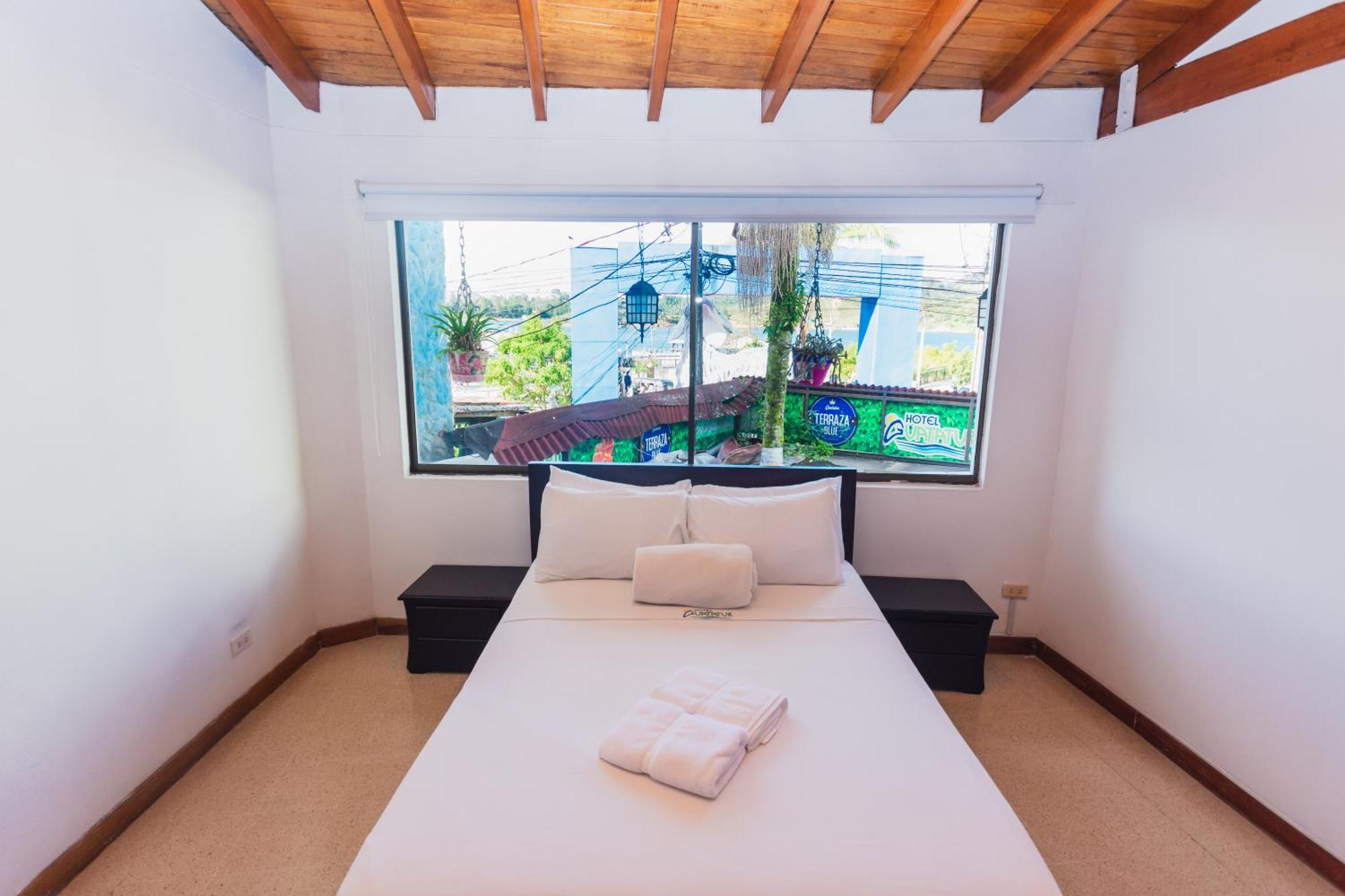 Hotel Guatatur Guatapé Esterno foto
